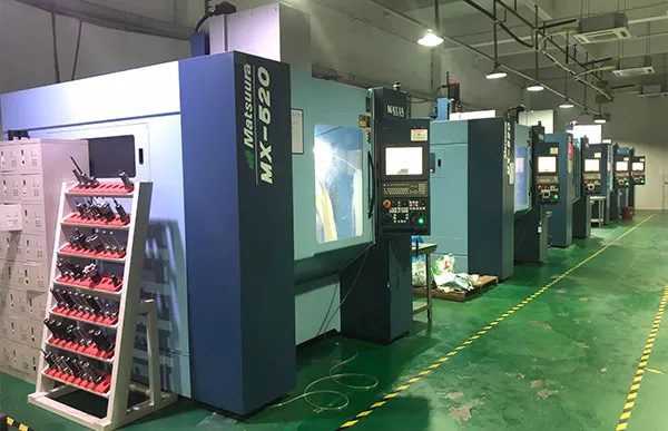 Centro japonés de 5-axis CNC machining utilizado para fabricación de piezas mecánicas de precisión