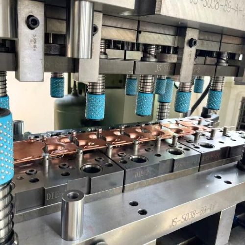 Control de calidad e inspección para piezas industriales con verificación dimensional y documental